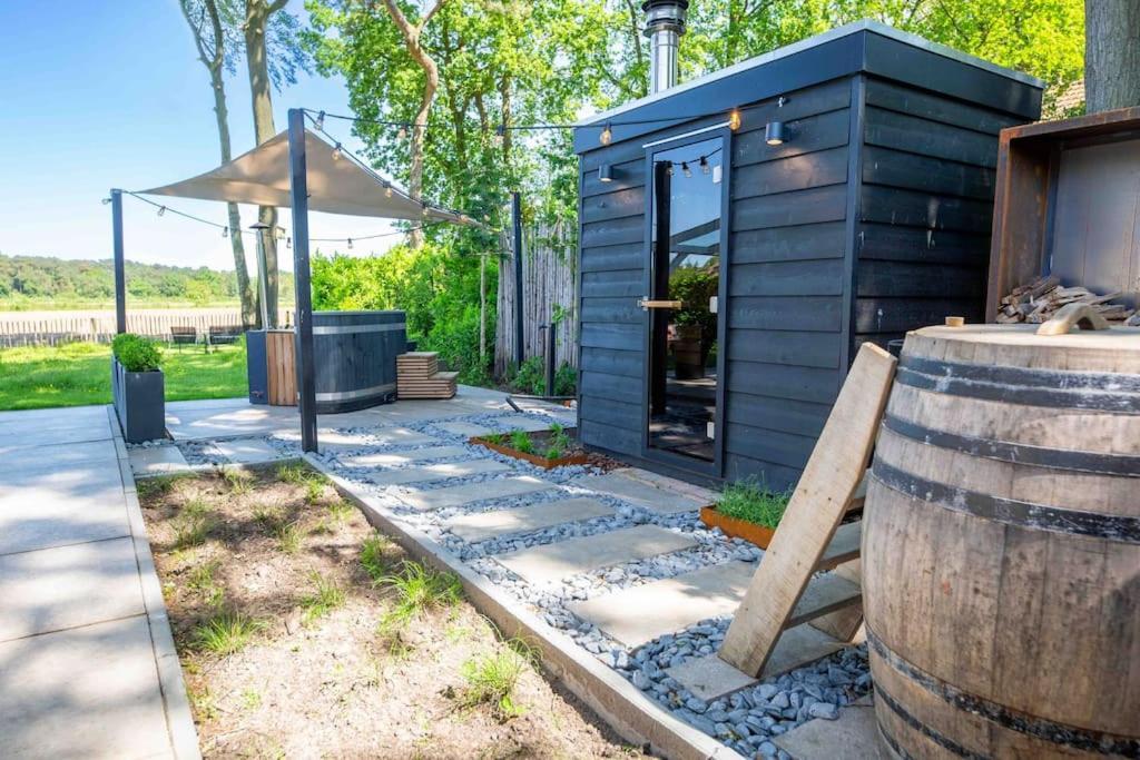 86, Bed & Outdoor Wellness - Sauna, Hottub, Icebath & Outdoor Shower Included! Oisterwijk Buitenkant foto