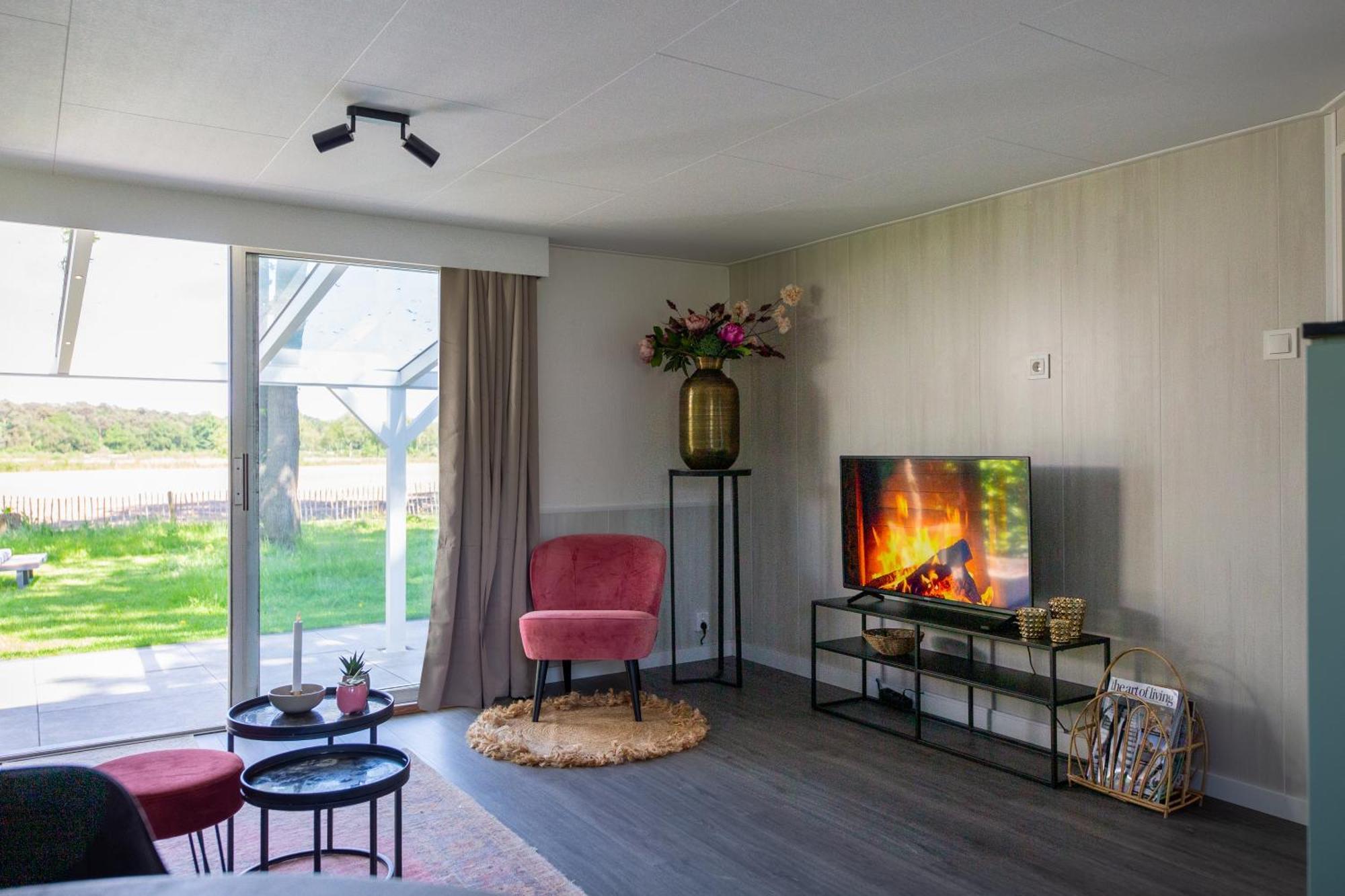 86, Bed & Outdoor Wellness - Sauna, Hottub, Icebath & Outdoor Shower Included! Oisterwijk Buitenkant foto